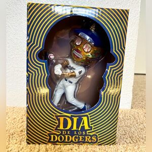Dia de Los Dodgers bobblehead